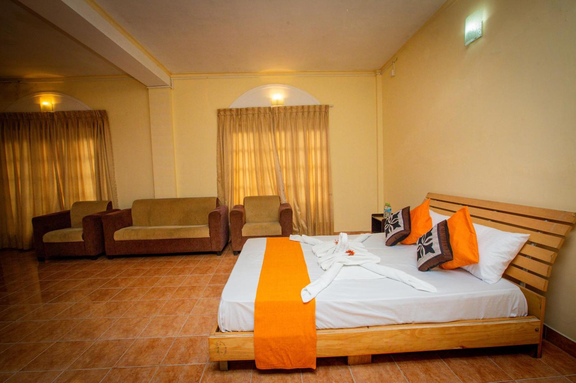 Sunbloom Inn Канді Екстер'єр фото