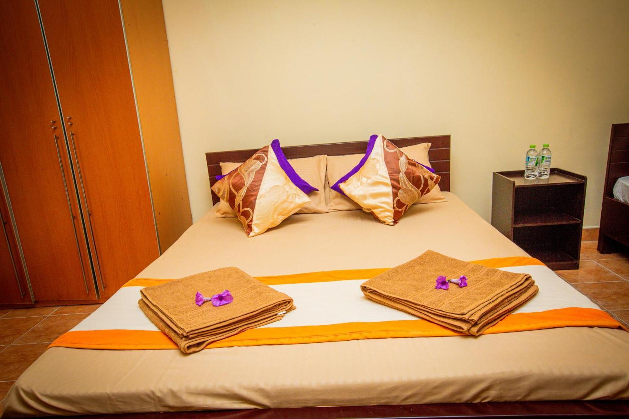 Sunbloom Inn Канді Екстер'єр фото